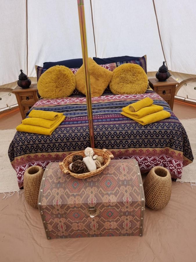 The Tent Guime Luaran gambar